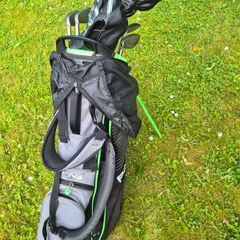 Ping Prodi G Junior Custom Set of 9 Clubs and Bag. In Excellent Condition