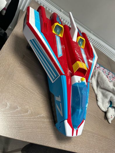 Paw Patrol super paws jet