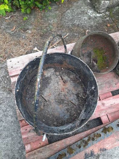skillet, bread pot baker with handle