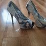 womens shoes Image 4