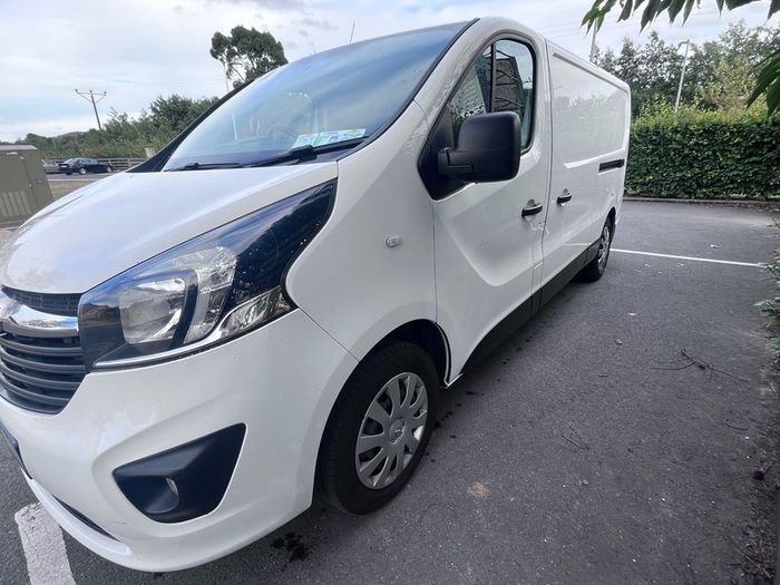 opel vivaro camper