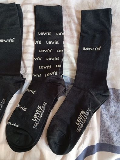 4 Pair Set of Levi's Socks ((Fully Authentic))