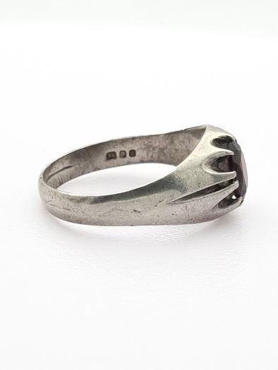 Vintage 925 Sterling Silver & Garnet Ring, London 1976