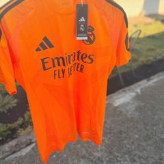 Real Madrid 24/25 Away Jersey Medium