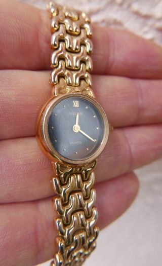 Vintage Ladies' Gold-Plated Accurist Diamond Quartz Watch with Black Dial