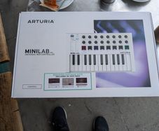 Arturia Minilab Mk2 MIDI controller