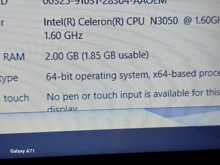 Toshiba Satellite C40-c-10Q, Intel Celeron CPU N3050, 1.6GHz, 2GB Ram, 32GB HDD, Windows 10, Microsoft Edge, Chrome and VLC