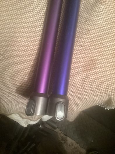 Dyson    V6.  Wand flexi