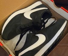 Nike Junior Trainers, size 4.5