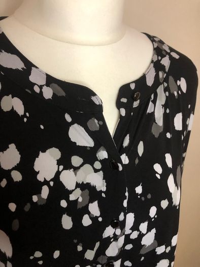 Gok Wan black/grey blouse (3XL)