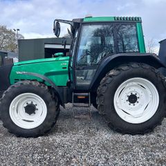 Valtra 6750