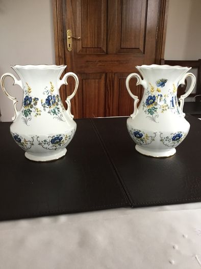 A pair of Royal Tara Vases