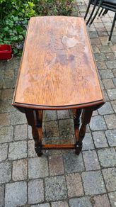 Antique mahogony dining table, gate leg.