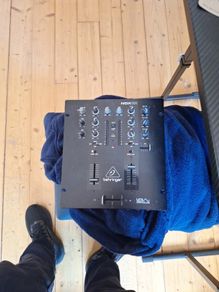 Behringer Mixer NOX101 + Reloop RP4000 MK2