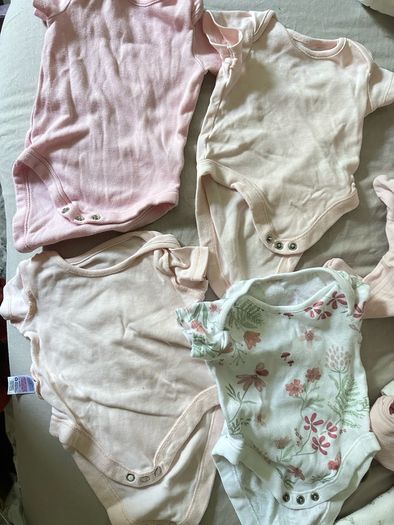 Baby girl, sleep suits