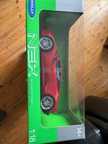 Welly 1:18