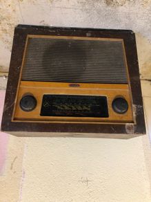 Vintage Murphy Radio