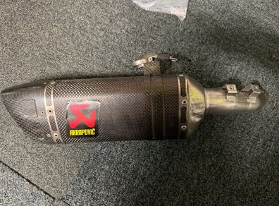 Yamaha R3 Akrapovic exhaust