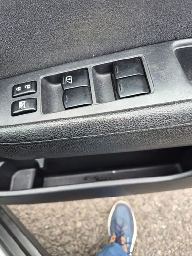 Nissan Tiida 2010