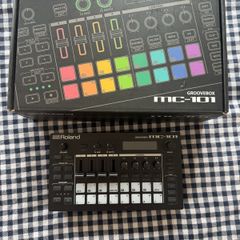Roland MC-101