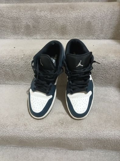 Air Jordan 1
