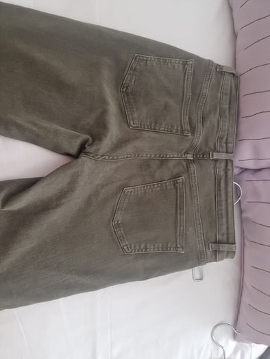 Mint Velvet Khaki jeans.