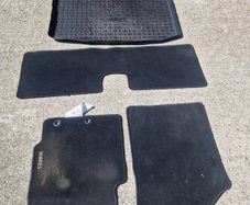 Yaris Car floor mats