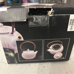 Japanese tea pot