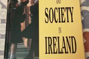 Schools And Society In Ireland by Sheelagh Drudy and Kathleen Lynch