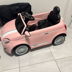 Electric Car Pink Fiat 500