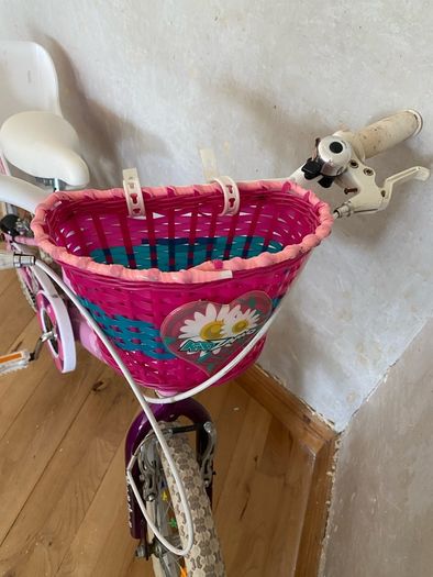 Girls bike