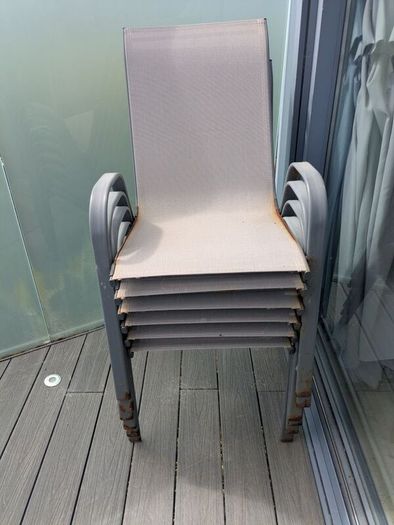 Garden Dining Table & 6 chairs