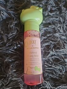 Pixi+ hello kitty makeup fixing mist