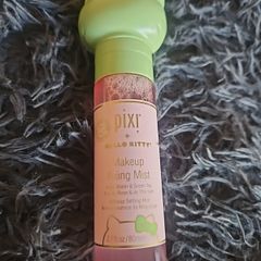 Pixi+ hello kitty makeup fixing mist