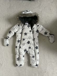 Fred & Flo baby snowsuit with mittens - grey star print