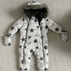 Fred & Flo baby snowsuit with mittens - grey star print