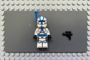 lego Star Wars sw1246 Clone Trooper Officer, 501st Legion (Phase 2) minifigure- White Arms, Blue Rangefinder, Nougat Head, Helmet with Holes