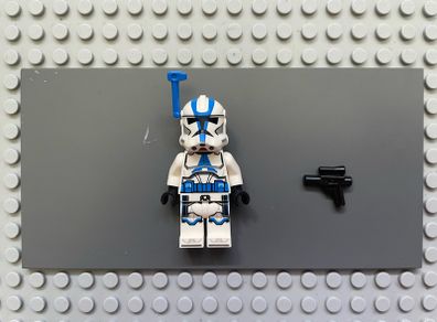 lego Star Wars sw1246 Clone Trooper Officer, 501st Legion (Phase 2) minifigure- White Arms, Blue Rangefinder, Nougat Head, Helmet with Holes