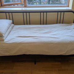 IKEA Fyresdal Daybed w/ 2 Vannareid Mattresses