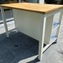 Kitchen Island Image 4