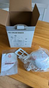 Ice cream maker
