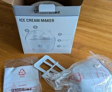 Ice cream maker