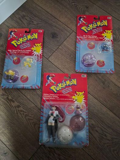 Vintage Tomy Pokemon Figures