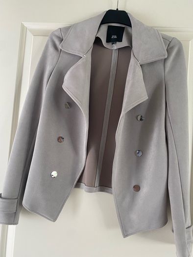 River Island jacket size 6 like new