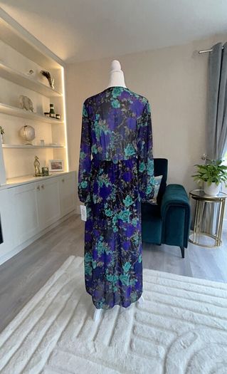 Brand-new Jenny Wren Ladies Floral Long-sleeve Dress