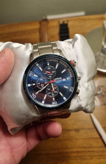 LORUS watch
