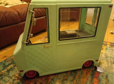 Generation Doll ice cream truck