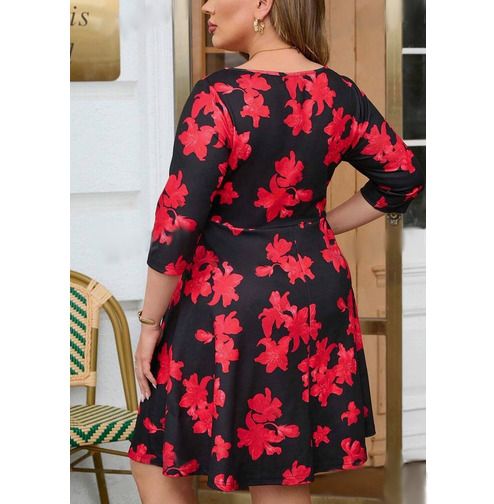 BNWT Amazing Dress size 18