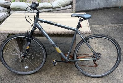 Apollo Guru Road Bike + Accessories