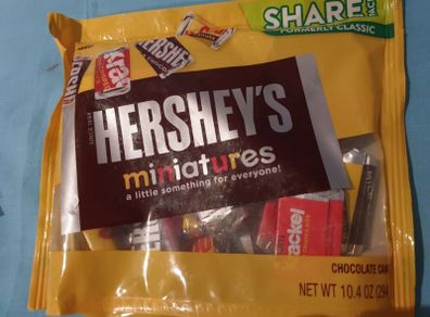 hershey's miniatures chocolates sweet